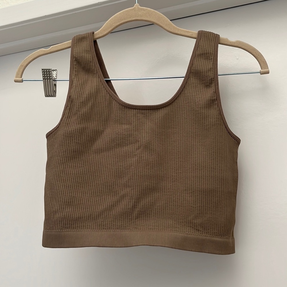 Cropped Athletic Tank